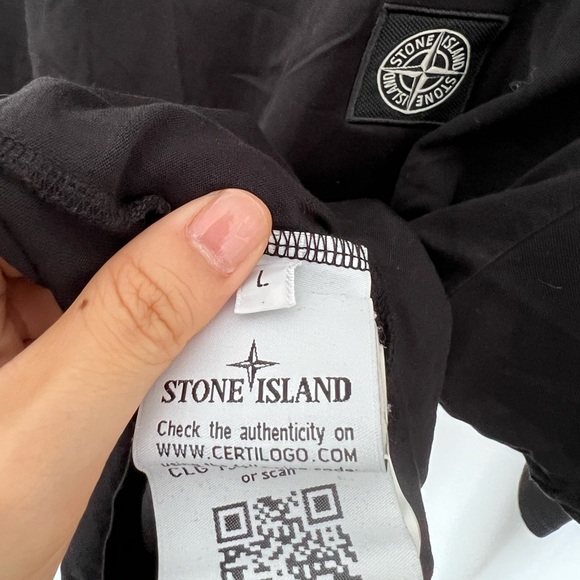 stone island t shirt with logo patch - Picture 3 of 3